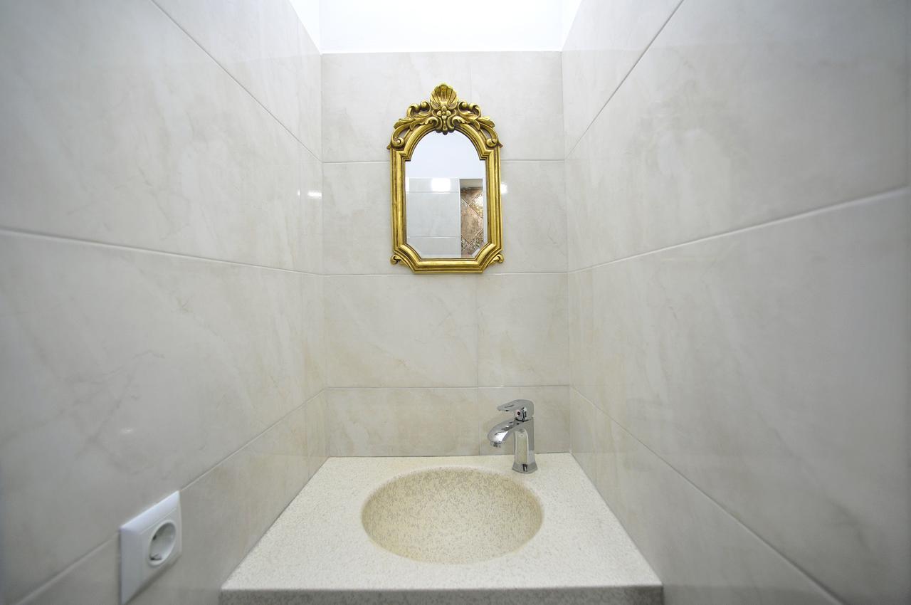 Rk City Hotel Тбилиси Экстерьер фото